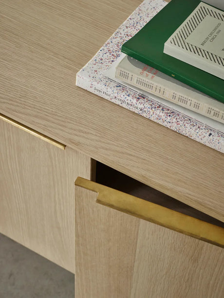 Skagerak Jut Cabinet von Fritz Hansen - Geölte Eiche - Jacobsen Plus