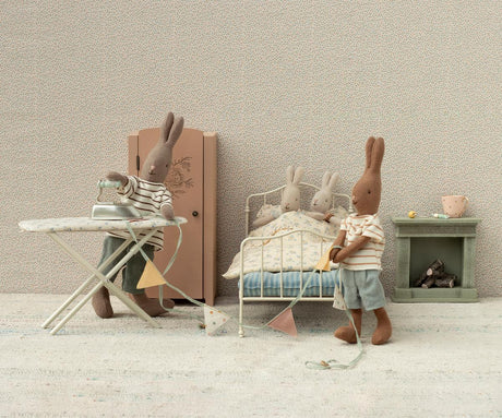 Miniatur-Schrank Lichtrosa von Maileg - 5 - Jacobsen Plus
