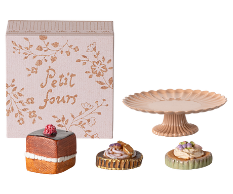 Kuchen und Kuchenplatte von Maileg - 2 - Jacobsen Plus