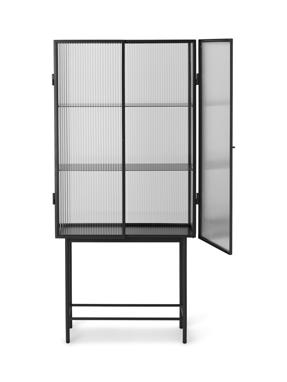 Haze vitrineskab, reeded glass fra Ferm Living - 4 - Jacobsen Plus