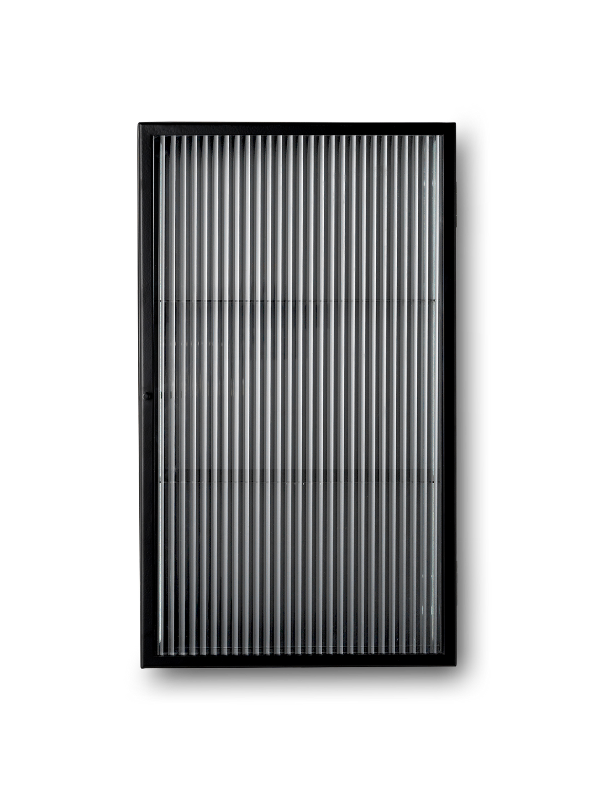 Haze Wall Cabinet, geriffeltes Glas 35x60 von Ferm Living - Schwarz - Jacobsen Plus