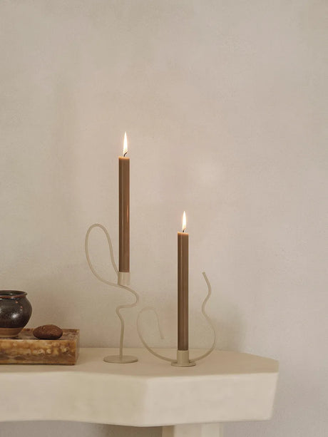 Valse Candleholder, low von Ferm Living - Schwarz - Jacobsen Plus