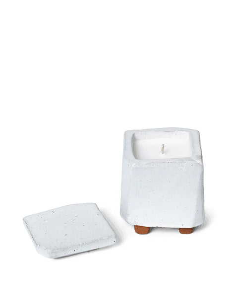 Kurinu Scented Candle von Ferm Living - Weiß - Jacobsen Plus