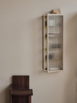 Haze Wall Cabinet, geriffeltes Glas 35x100 von Ferm Living - 1 - Jacobsen Plus