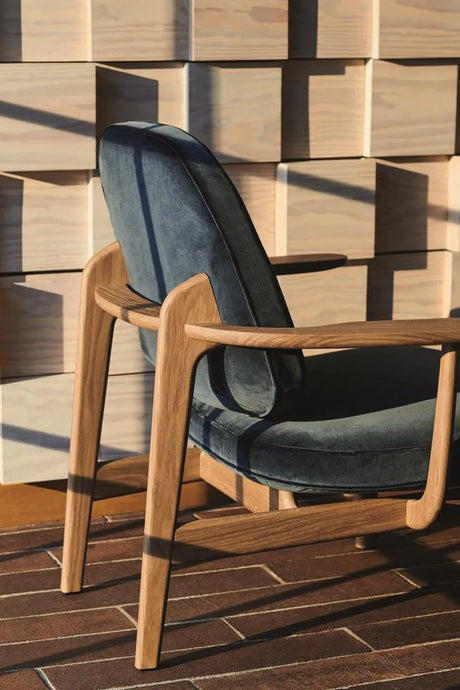 Fred Lænestol, valnødfarvet eg fra Fritz Hansen - Christianshavn / BLUE-ORANGE (1135) - Jacobsen Plus