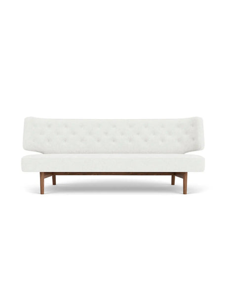 Radiohus Sofa P2 von Audo Copenhagen - Walnuss - Hallingdal 65 110 - Jacobsen Plus