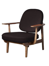 Fred Lænestol, valnødfarvet eg fra Fritz Hansen - Christianshavn / DARK RED (1142) - Jacobsen Plus