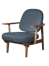 Fred Lænestol, valnødfarvet eg fra Fritz Hansen - Christianshavn / LIGHT BLUE (1152) - Jacobsen Plus