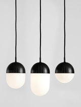 Dot Pendant von Woud - Klein / Schwarz - Jacobsen Plus
