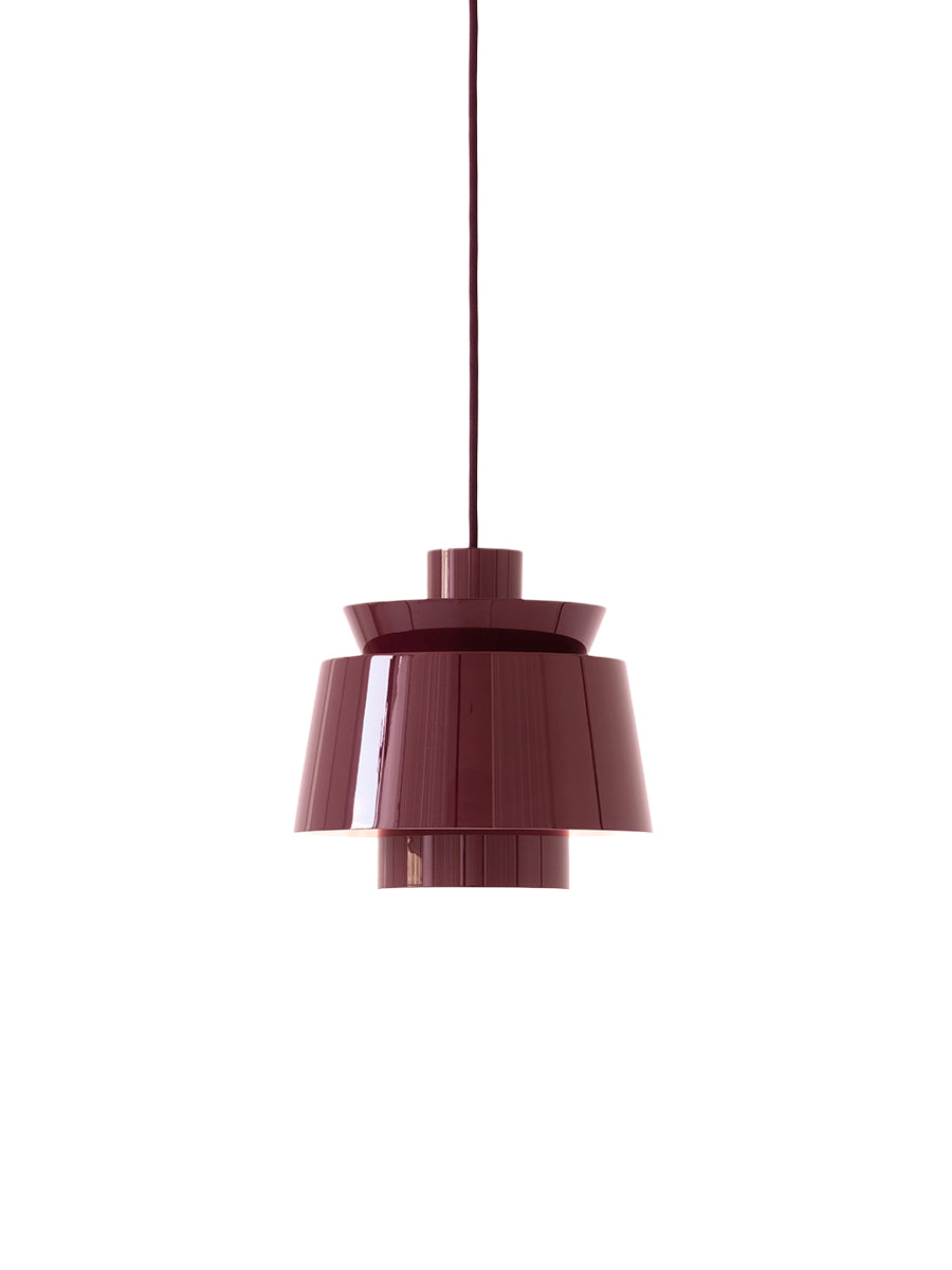 Utzon pendel fra &Tradition - Dark Burgundy - Jacobsen Plus