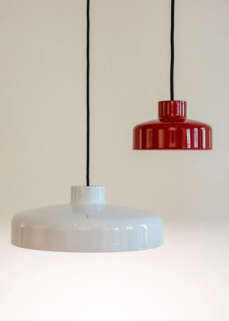 Lacquer Pendant small, rot von Nine - 2 - Jacobsen Plus