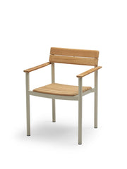 Skagerak Pelagus Armstuhl, light ivory fra Fritz Hansen