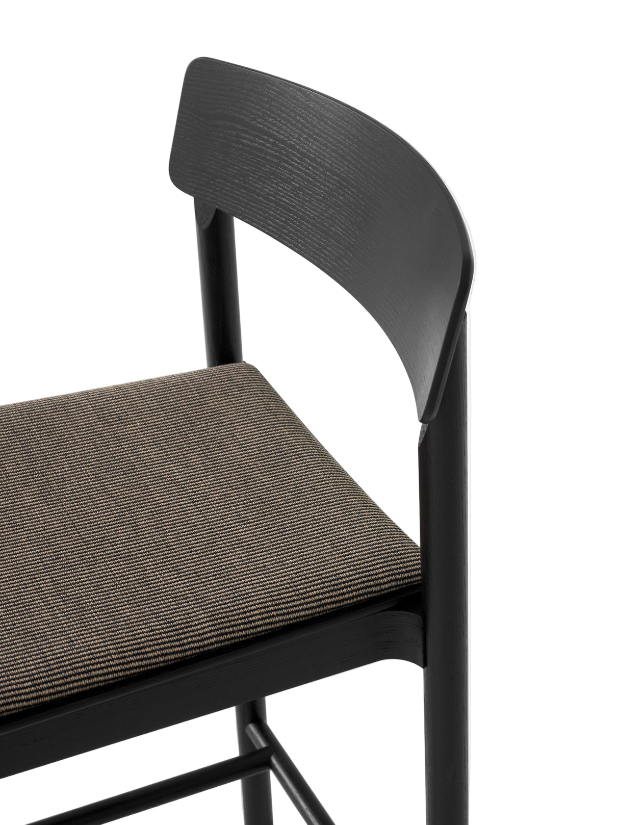 Betty TK14 Counterstuhl mit Polsterung von &Tradition - 8 - Jacobsen Plus