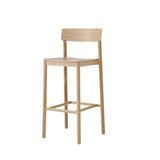 Betty TK16 Bar Chair fra &Tradition - Lakeret eg - Jacobsen Plus
