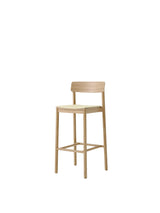 Betty TK17 Barstuhl von &Tradition - Lackierte Eiche mit Fuse 0421 - Jacobsen Plus