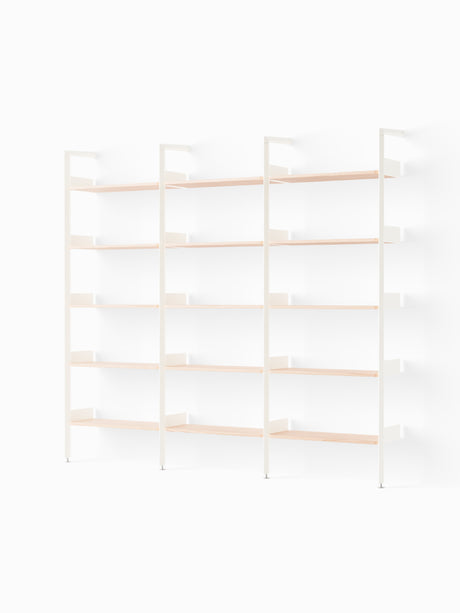 Rombe, Configuration F von &Tradition - Alabaster mit Regalböden aus lackierter Eiche - Jacobsen Plus
