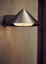 Grasp Wandleuchte von Frandsen - 2 - Jacobsen Plus