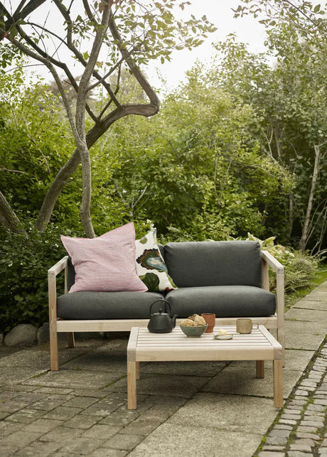 Skagerak Virkelyst 2 pers. Sofa, Charcoal von Fritz Hansen - 2 - Jacobsen Plus