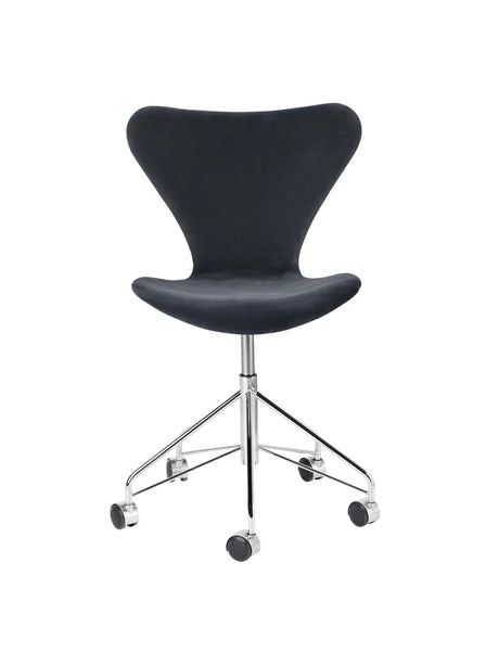 3117 Serie 7 Bürostuhl von Arne Jacobsen - Voll gepolstert / Belfast (Velour) / Graumeliert-Blau - Jacobsen Plus