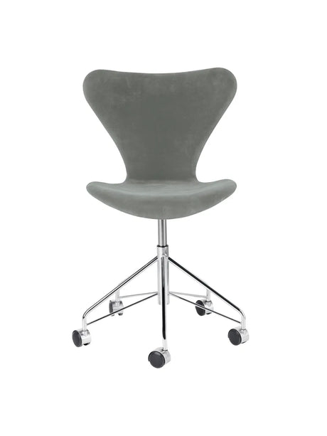 3117 Serie 7 Bürostuhl von Arne Jacobsen - Voll gepolstert / Belfast (Velour) / Seal Grey - Jacobsen Plus