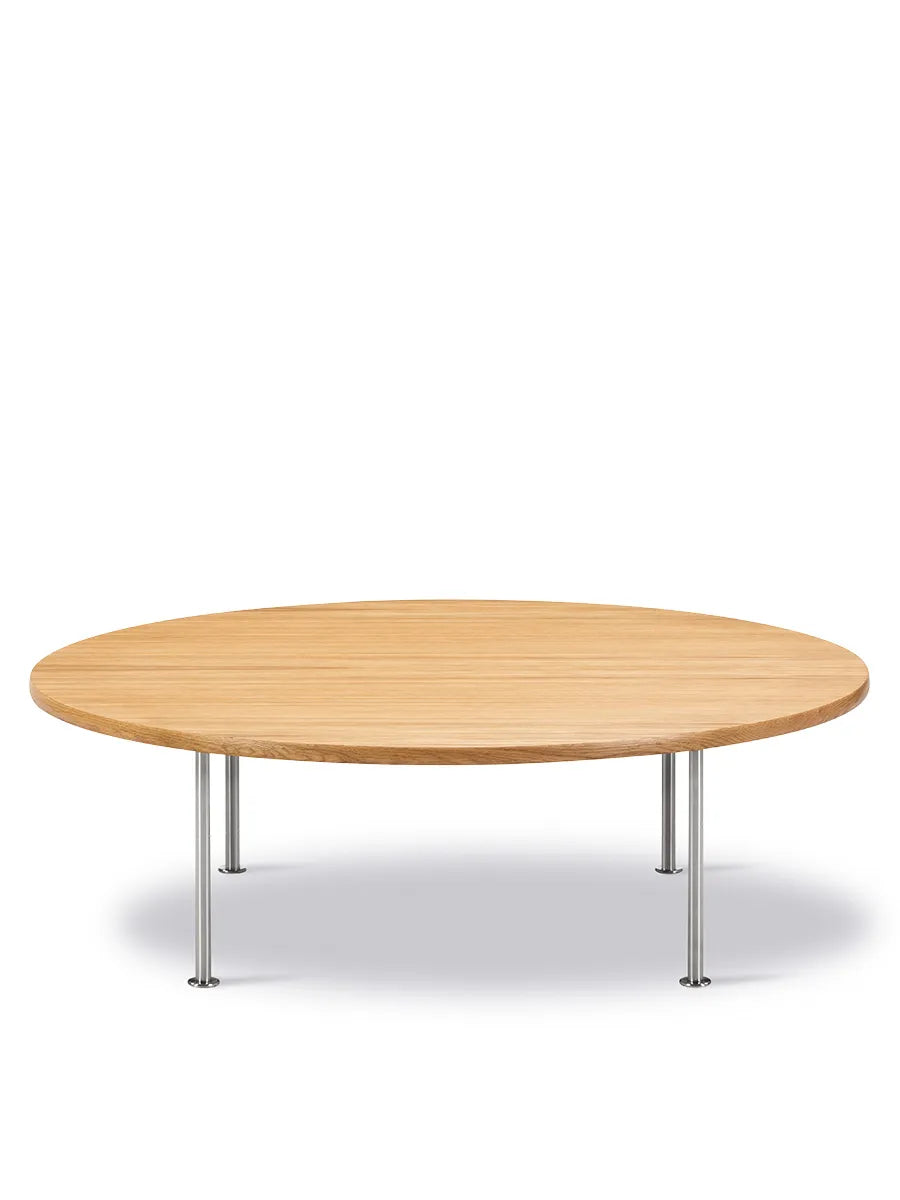 Wegner Ox Table von Fredericia Furniture - Ø150 cm / Eiche - lackiert / H: 41 cm - Jacobsen Plus