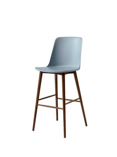 Rely HW133 Bar Chair, Walnuss von &Tradition - Hellblau - Jacobsen Plus