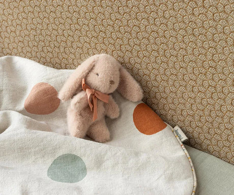 Mini Plyskanin, Powder von Maileg - 2 - Jacobsen Plus