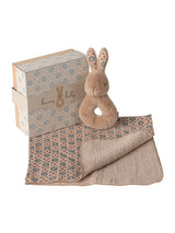 Hase-Rasselset, helles Pfirsich von Maileg - 1 - Jacobsen Plus