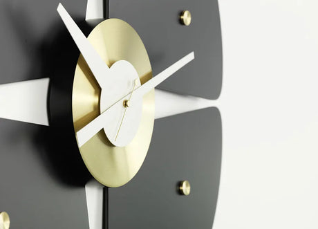 Petal Clock von Vitra - 2 - Jacobsen Plus