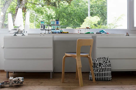 Chair 65 von Artek - Birk-Sort - Jacobsen Plus