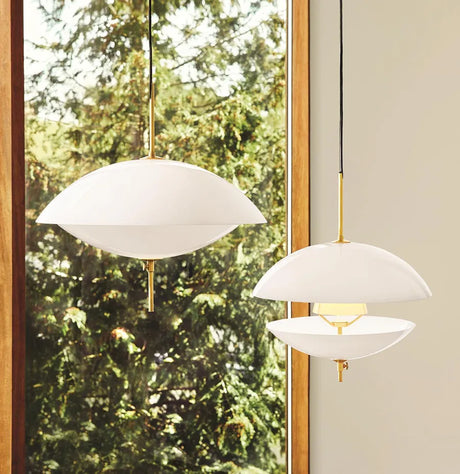 Clam™ Pendelleuchte von Fritz Hansen - Ø44 cm - Jacobsen Plus