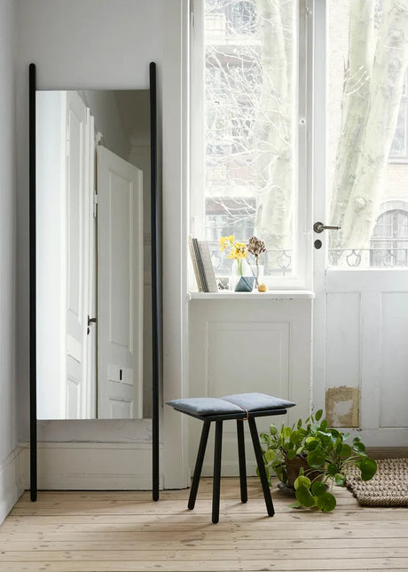 Skagerak Georg Spejl von Fritz Hansen - 1 - Jacobsen Plus