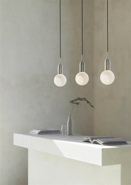Donya Pendelleuchte, opal von Anour - Gold Brushed - Jacobsen Plus
