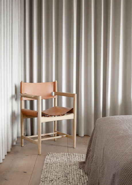 Spanish Dining Chair mit Armlehnen von Børge Mogensen - 2 - Jacobsen Plus