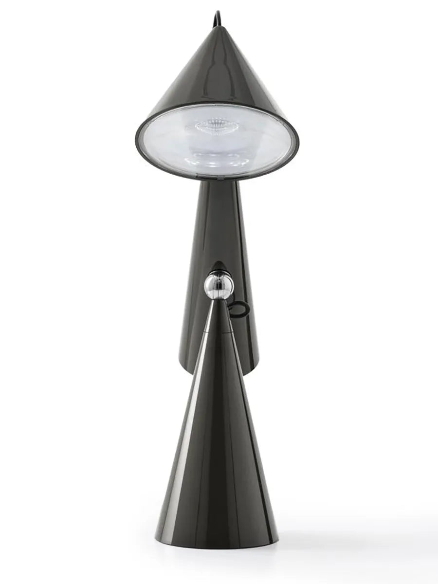 Pose Task LED Bordlampe fra Tom Dixon