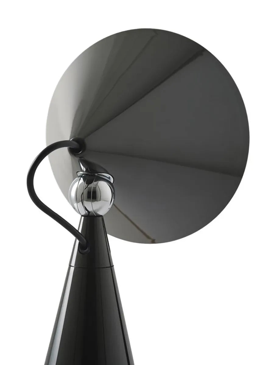 Pose Portable Tischleuchte von Tom Dixon - 30 - Jacobsen Plus