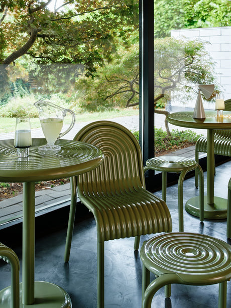 Groove Outdoor-Café-Tisch von Tom Dixon - Moos - Jacobsen Plus