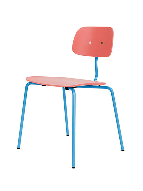 Kevi 2060 Stuhl in Rhubarb von Montana - 154 Azure - Jacobsen Plus