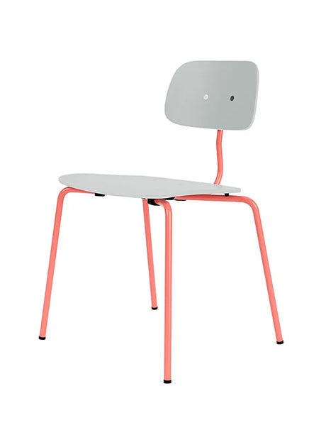 Kevi 2060 Stuhl in Oyster von Montana - 151 Rhubarb - Jacobsen Plus