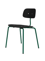 Kevi 2060 stol i sort lak fra Montana - 136 Pine - Jacobsen Plus