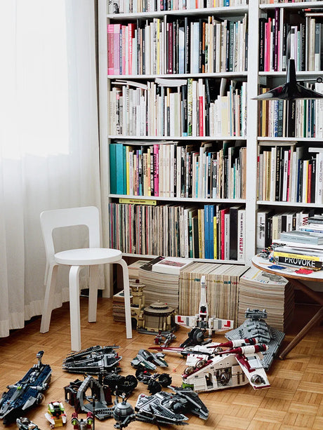 Chair 65 von Artek - Birk-Sort - Jacobsen Plus