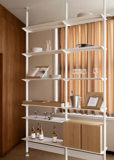 Pira G2 Floor-to-Ceiling Shelving Bundle A von String - 2 - Jacobsen Plus