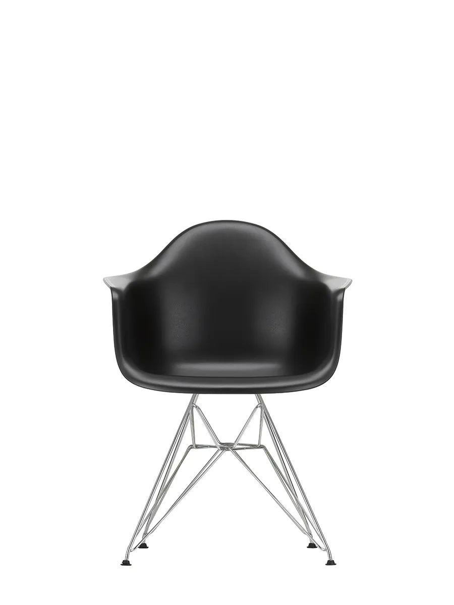 Eames Plastic Armchair DAR, verchromt von Vitra - Tiefschwarz - Jacobsen Plus