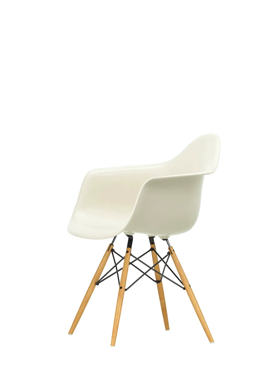 Eames Plastic Armchair DAW, ahorntræ fra Vitra - 14 - Jacobsen Plus