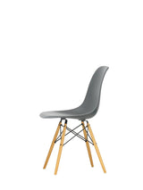 Eames Plastic Side Chair DSW, ahorntræ fra Vitra - 16 - Jacobsen Plus