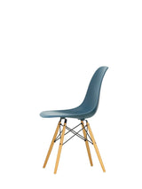 Eames Plastic Side Chair DSW, ahorntræ fra Vitra - 17 - Jacobsen Plus