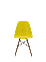 Eames Plastic Side Chair DSW, mørkbejdset ahorntræ fra Vitra - Mustard - Jacobsen Plus