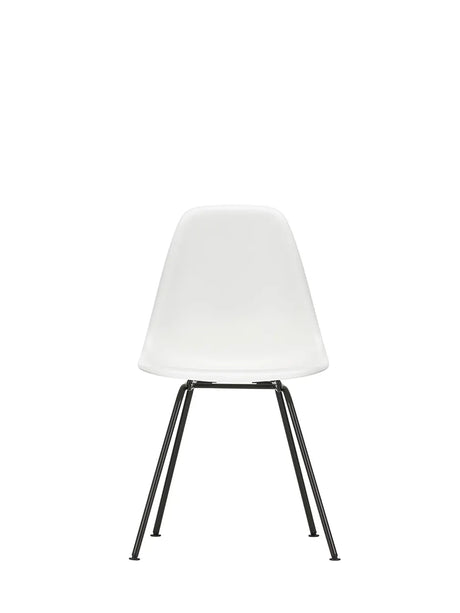 Eames Plastic Side Chair DSX, Schwarz pulverbeschichtet von Vitra - Weiß - Jacobsen Plus