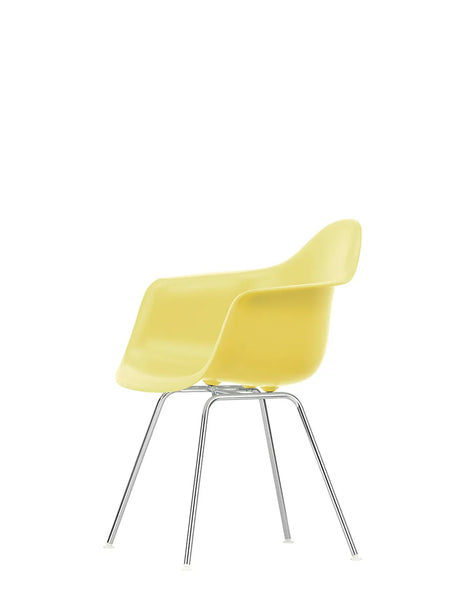 Eames Plastic Armchair DAX, verchromt von Vitra - Mustard - Jacobsen Plus