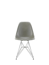 Eames Fiberglass Chair DSR, krom fra Vitra - Eames Raw Umber - Jacobsen Plus